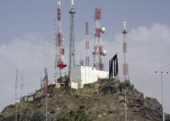 مخابراتو وزارت: هڅې مو روانې کړې څو د انټرنېټ بیې راټيټې کړو