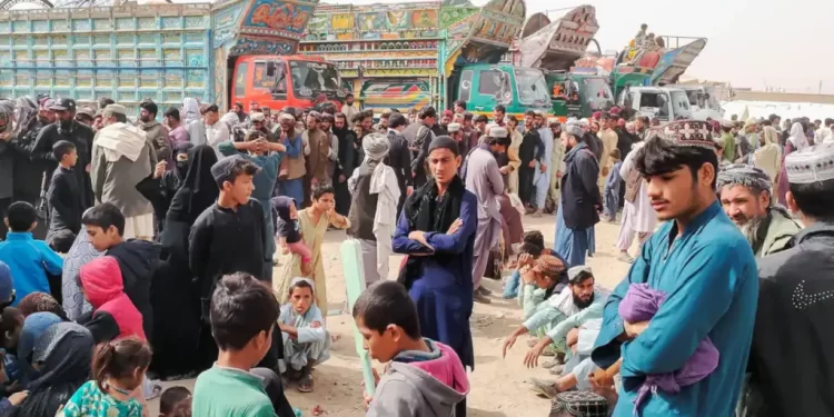 افغان کډوالو ته د پاکستان ټاکل شوی ضربالاجل نن ته پایته رسېږي