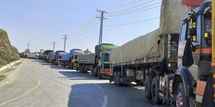 د پاکستان او افغانستان ترمنځ په سوداګرۍ کې کموالی راغلی