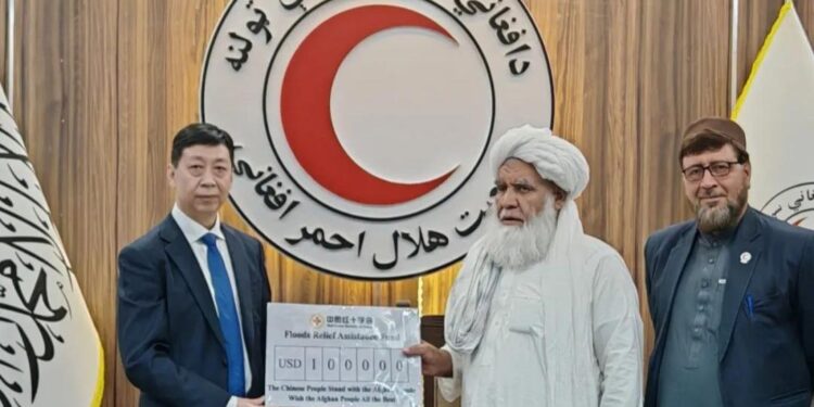 چين افغانستان ته بېړنۍ بشري مرستې برابرې کړې