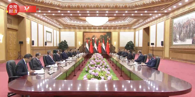 شي جين پينګ د مصر له ولسمشر عبدالفتاح السيسي سره خبرې وکړې