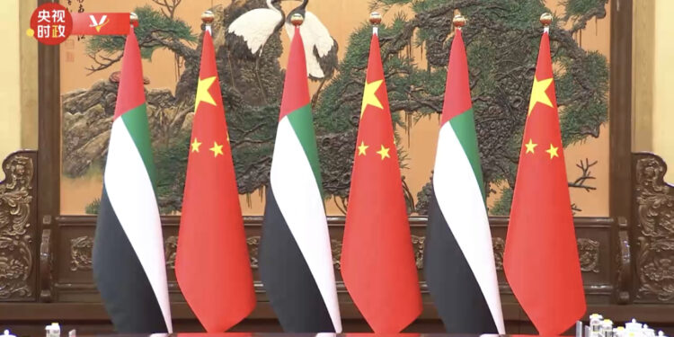 شي جين پينګ او د ماليزيا لوی مشر انور بن ابراهيم د دواړو هېوادونو د ډيپلوماتيکو اړيکو د ټينګېدو د ۵۰مې کاليزې په پار يو بل ته د مبارکۍ پيغامونه ليږلي