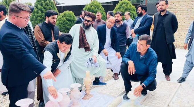 ترکمنستان افغانستان کې د زینتي ډبرو پروسس برخه کې پانګونه کوي