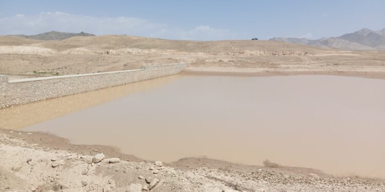 غزني کې د اوبو ۱۰ چکډیمونه ګټې اخیستنې ته وسپارل شول