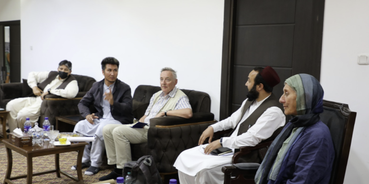 بامیانو کې د سمڅو اوسېدونکو ته د استوګنې ۱۰۰ کورونه جوړیږي