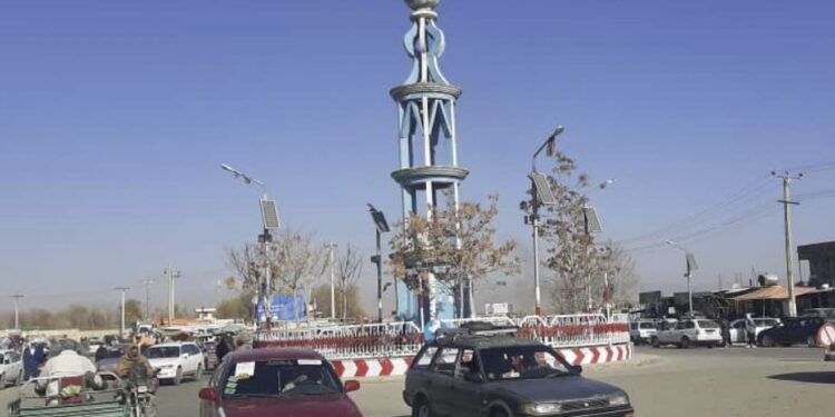 لوګر کې د ۳۰ میلیونه افغانیو په ارزښت ۵ رغنیزې پروژې بشپړې شوې