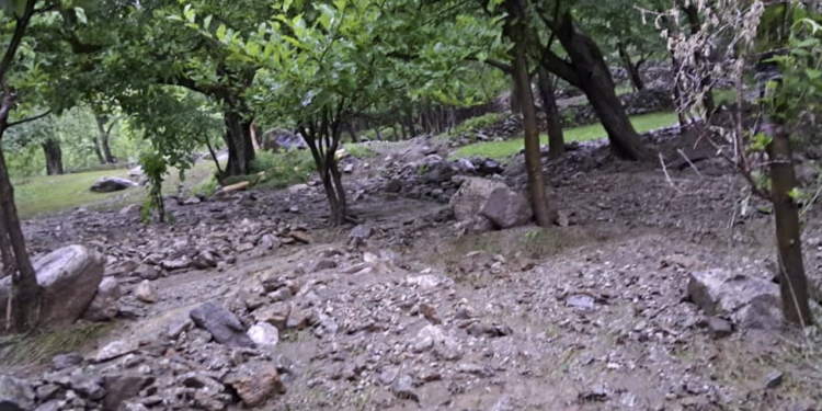 بغلان او بدخشان کې سېلابونو خلکو ته درانه زیانونه اړولي