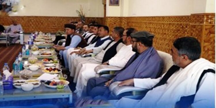 ازبکستاني سوداګرو په افغانستان کې پانګونې ته لېوالتیا ښودلې