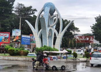 هرات کې د عید بازار په نوم نندارتون جوړشو