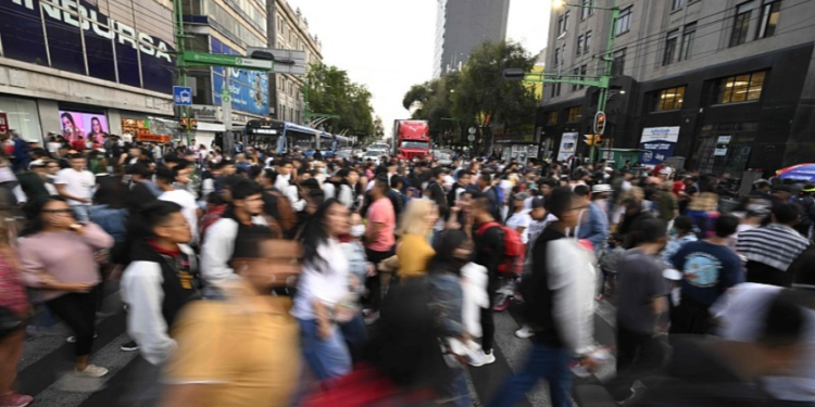 ملګري ملتونه: تر ۲۰۸۰ کال پورې به د نړۍ نفوس څه باندې ۱۰ میلیارډو کسانو ته ورسيږي