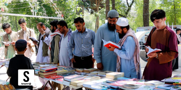 په کابل کې د کتاب لوستنې ۳ ورځنی نندارتون پرانیستل شوی