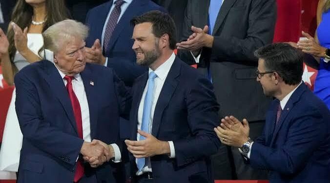 ډونالډ ټرمپ په رسمي توګه د امريکا ولسمشرۍ ټاکنو ته نوماند شو