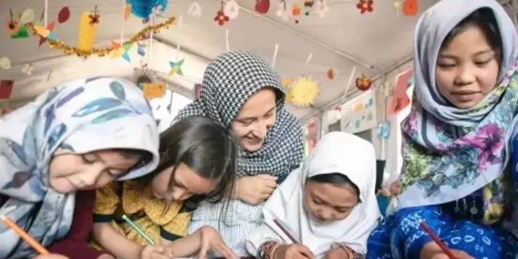 یونیسف: افغانستان کې ماشومان له سختو رواني ناروغیو سره مخ دي