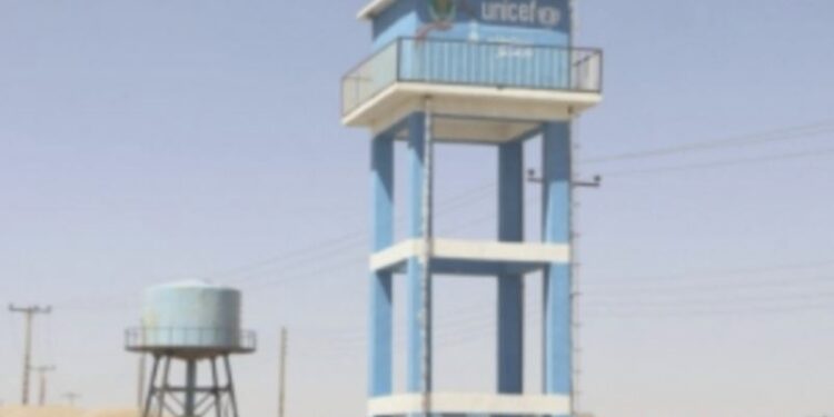 فراه کې د اوبو رسولو یوه شبکه جوړېږي