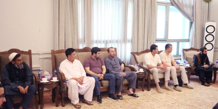ازبکستاني سوداګر د افغانستان په بېلابېلو سکټورونو کې پانګونه کوي