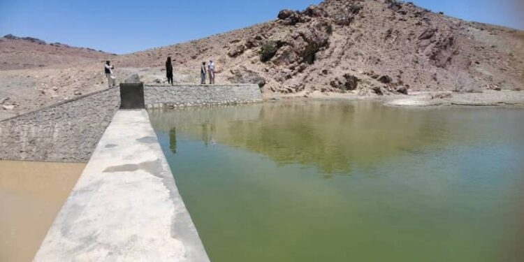 زابل کې د اوبو یو کوچنی بند جوړ شو