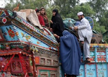 له ایران او پاکستانه نږدې دوه زره کډوال هېواد ته راستانه شول
