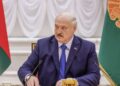 لوکاشینکو: له اوکراین سره پر پوله کړکېچ کم شوی دی