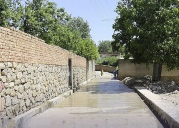 پغمان کې د سړک کانکرېټ کولو چارې ۸۰ سلنه بشپړې شوې