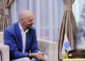 د عامې روغتیا سرپرست وزیر د بې پولې ډاکټرانو مسوولینو سره کتلي