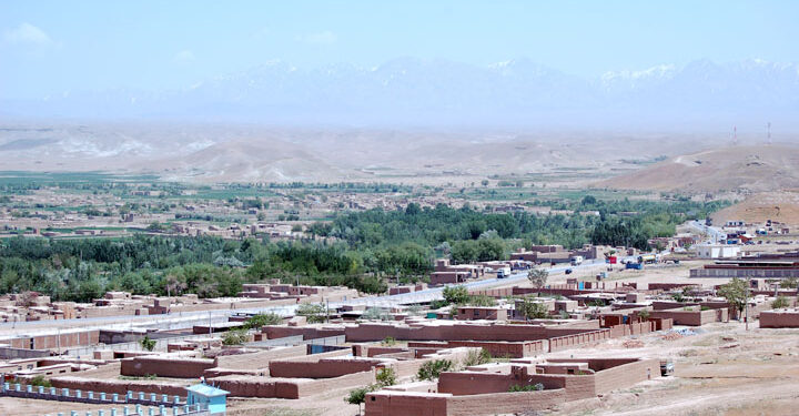 لوګر کې د نږدې ۱۰ زره کورنیو لپاره یو روغتیايي مرکز جوړیږي