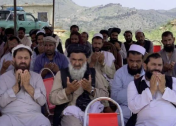 خوست کې د دوو کورنیو ترمنځ ۵۰ کلنه دښمني په دوستي بدله شوه