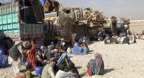 له ایران او پاکستانه ۱۱۰ افغان کورنۍ هېواد ته راستنې شوې