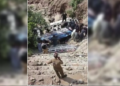 پاکستان کې د بس چپه کېدو له کبله ۲۹ تنه مړه شوي