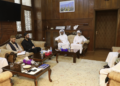 د افغانستان بانک سرپرست د قطر سفارت له مستشار سره کتلي