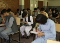 مسوولین: یوه کال کې مو له څه باندې ۱۷۷زرو کسانو ازموینه اخیستې