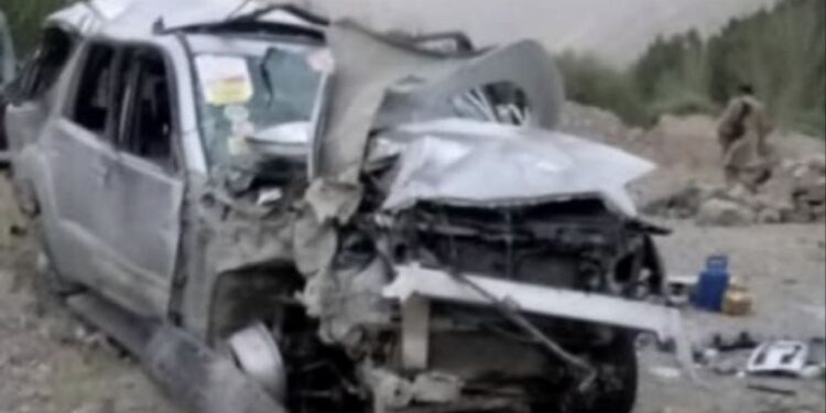 بامیانو کې د ترافیکي پېښې له امله ۹ کسانو ته مرګ ژوبله اوښتې