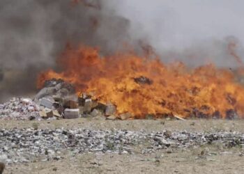 خوست کې ۹ ټنه خوراکي او غیر خوارکي توکي سوځول شوي