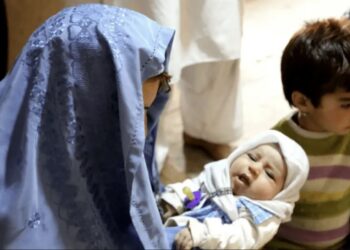 یونیسف: افغانستان کم ماشومان د مور له شیدو تغذیه کېږي