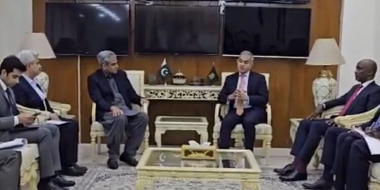 پاکستان: د افغان کډوالو د اېستلو دویم پړاو به ډېر ژر پیل شي