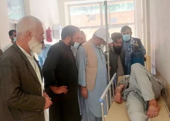 پروان کې سلګونه کسان په یوې ناپېژاندې ساري ناروغۍ اخته شوي