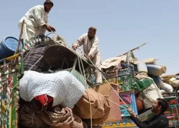 له ایران او پاکستانه ۱۷۶ افغانې کورنۍ هېواد ته راستنې شوې
