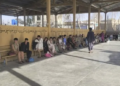 د پاکستان له زندانونو تازه خوشې شوي ۶۶ افغانان هېواد ته راستانه شول