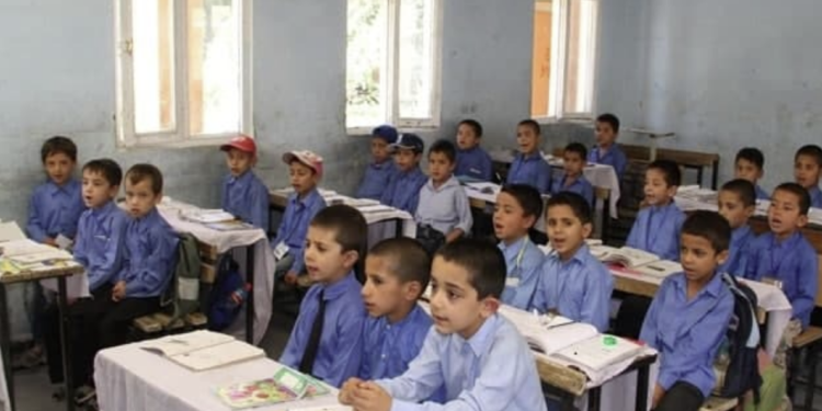 تېر کال څه باندې یو میلیون زده کوونکي ښوونځیو ته جذب شوي