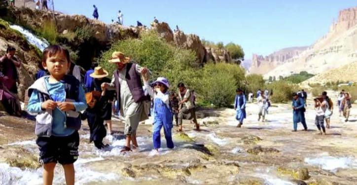 چارواکي: هېواد کې د ګرځندویانو لپاره لازمې اسانتیاوې برابروو
