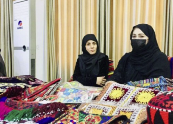 تېرو ۳ کلونو کې بغلان کې ۳ زره ښځو ته د کار جوازونه وېشل شوي