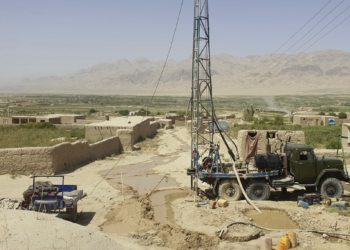 سمنګانو کې نږدې ۵۰۰ کورنیو ته د څښاک پاکې اوبه برابرېږي