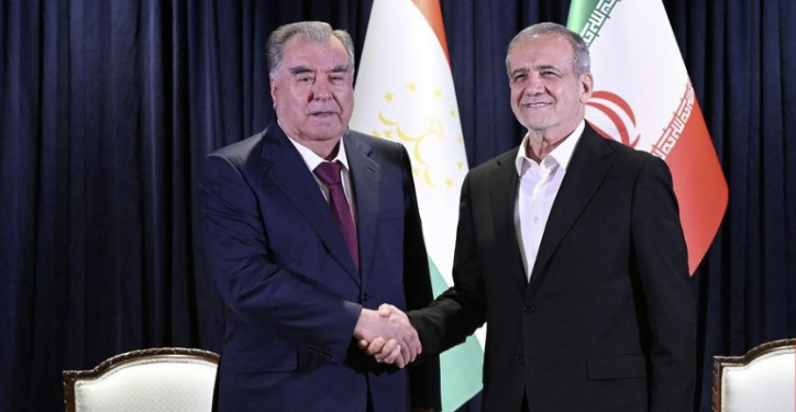 د ایران او تاجکستان ولسمشرانو د افغانستان په اړه خبرې کړې دي