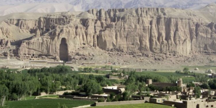 بامیانو کې د ۳ پراختیايي پروژو چارې بشپړې شوې دي
