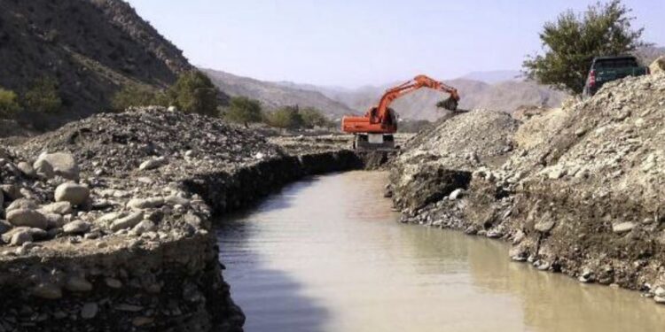 خوست کې د یوه کانال جوړېدو چارې پیل شوې دي