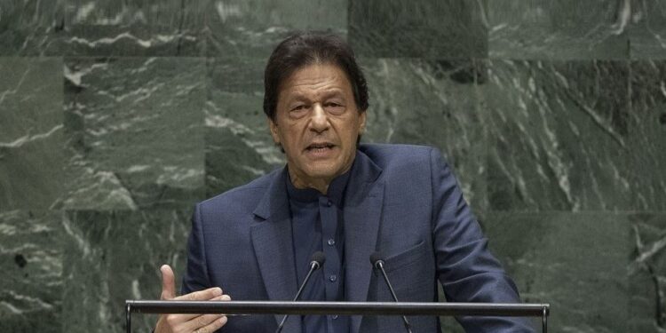 عمران خان: پاکستان د سیمهایزتوب له ګواښ سره مخامخ دی