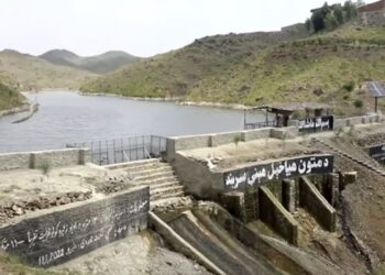 خوست کې خلکو په شخصي لګښت د اوبو بند جوړ کړی