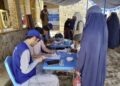 میدان وردګو کې نږدې ۱۰ زره کسانو ته نغدي مرستې وېشل شوې
