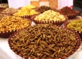 له افغانستانه د ۲۵۷ میلیونه ډالرو په ارزښت وچه میوه صادر شوې