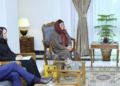 د م.م د سرمنشي ځانګړې استازې د بهرنیو چارو سرپرست وزیر سره کتلي