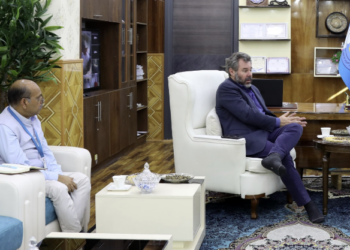 د هېواد وچکالۍ ځپلو سیمو ته د څښاک اوبو په رسولو خبرې شوې دي